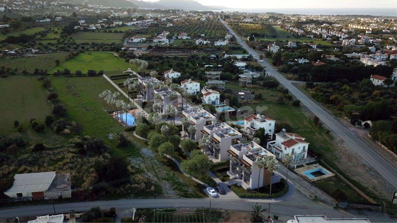 Girne Karşıyaka'da %80 Tamamlanmış 2 Yatak Odalı Özel Havuzlu Daire Projemiz 