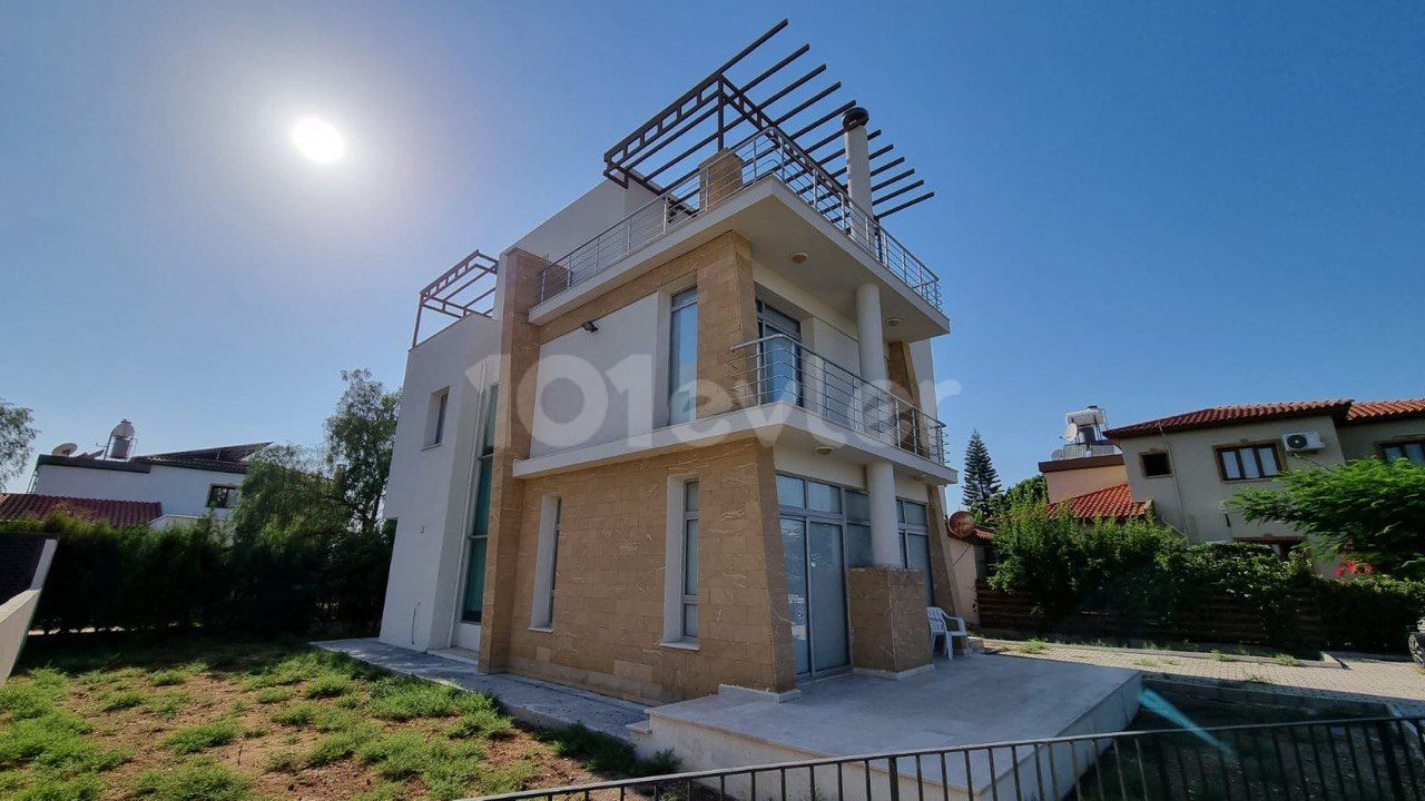 Triplex Villa with 4 Bedrooms, 2 Separate Kitchen Partitions and Large Jacuzzi in Famagusta Tuzla 