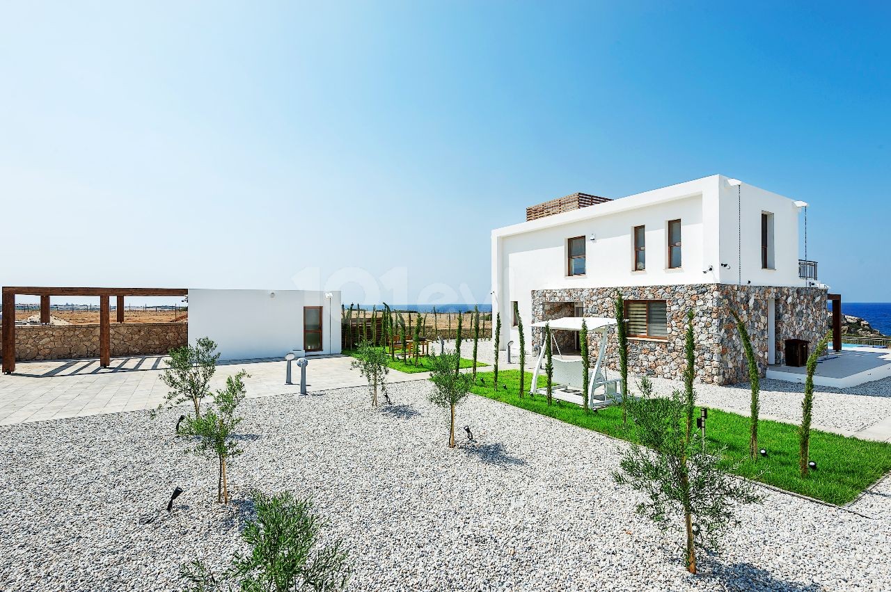 Unser neues Projekt mit 4 Schlafzimmern, 70 m² großem Privatpool, Kamin und Grillecke in 3 verschiedenen Villentypen in Famagusta Tatlısu