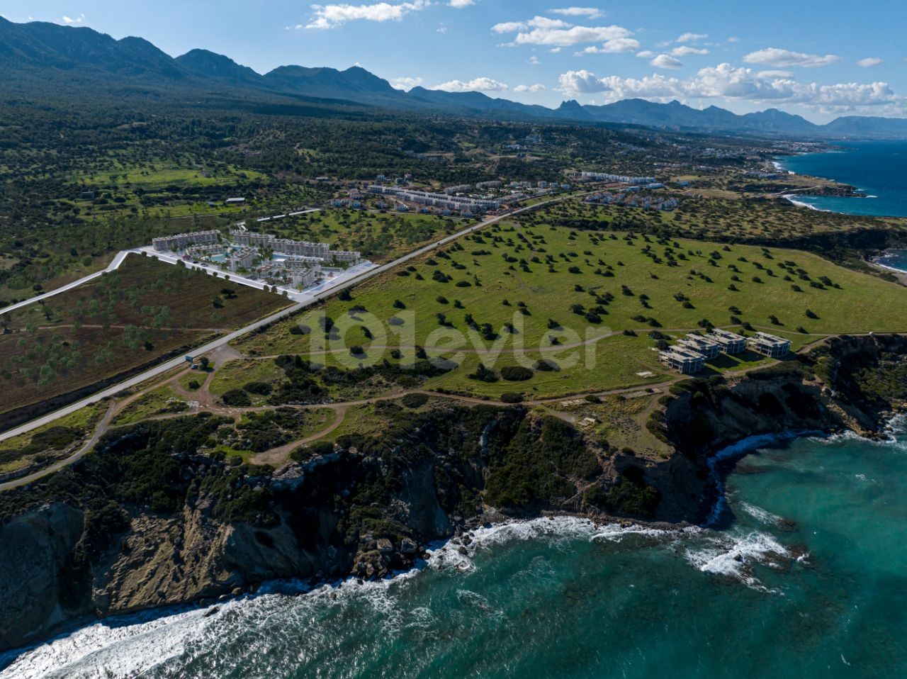 Unser neues Projekt in Girne Esentepe mit Studio- und 1- oder 2-Loft-Schlafzimmer-Wohnungsoptionen mit Gemeinschaftspool, Parkplatz und Restaurant im Zentrum