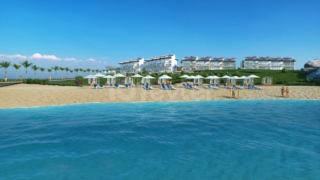 Unser neues Projekt in Famagusta Tatlisu mit einem Sportbereich am Meer mit 3 Schlafzimmern am unteren Ende des Komplexes mit seinem wunderschönen Strand und dem klaren Strand