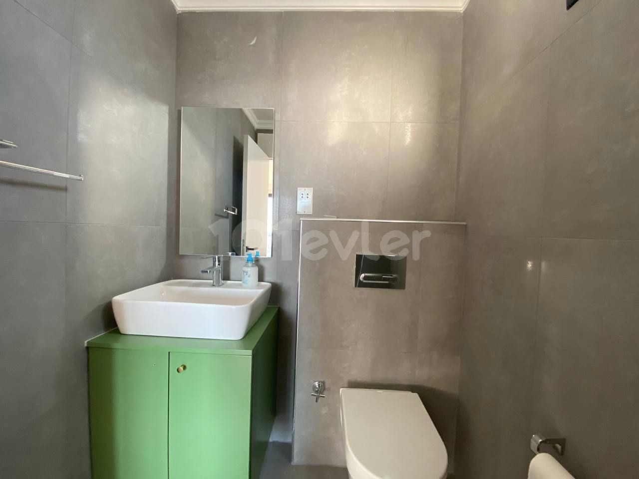 2 Bedroom Apartment in Kyrenia Center, within walking distance to the harbor and extremely central location around Colony Hotel ** 