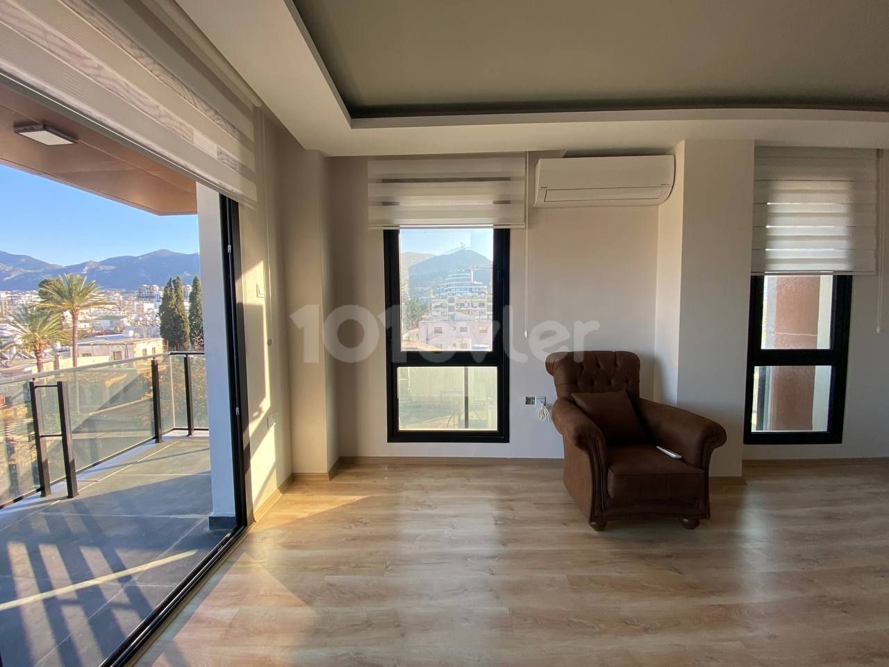 2 Bedroom Apartment in Kyrenia Center, within walking distance to the harbor and extremely central location around Colony Hotel ** 