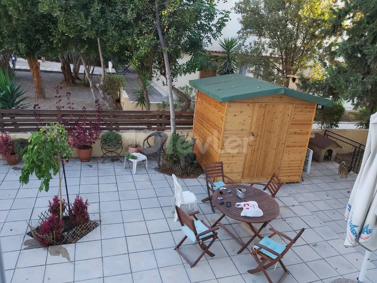 Kyrenia Karaoglanoglu 3-Schlafzimmer-Doppelvilla mit Gazebo-Pool und offenem Feld in Kyrenia Karaoglanoglu