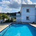 Elegante 3-Zimmer-Wohnung mit Pool zum Verkauf in Kyrenia Esentepe