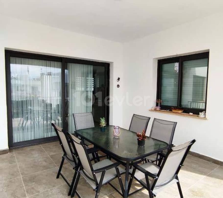 Komplett möbliertes, bezugsfertiges 3+1 wunderschönes Penthouse mit Pool in Girne Zeytinlik