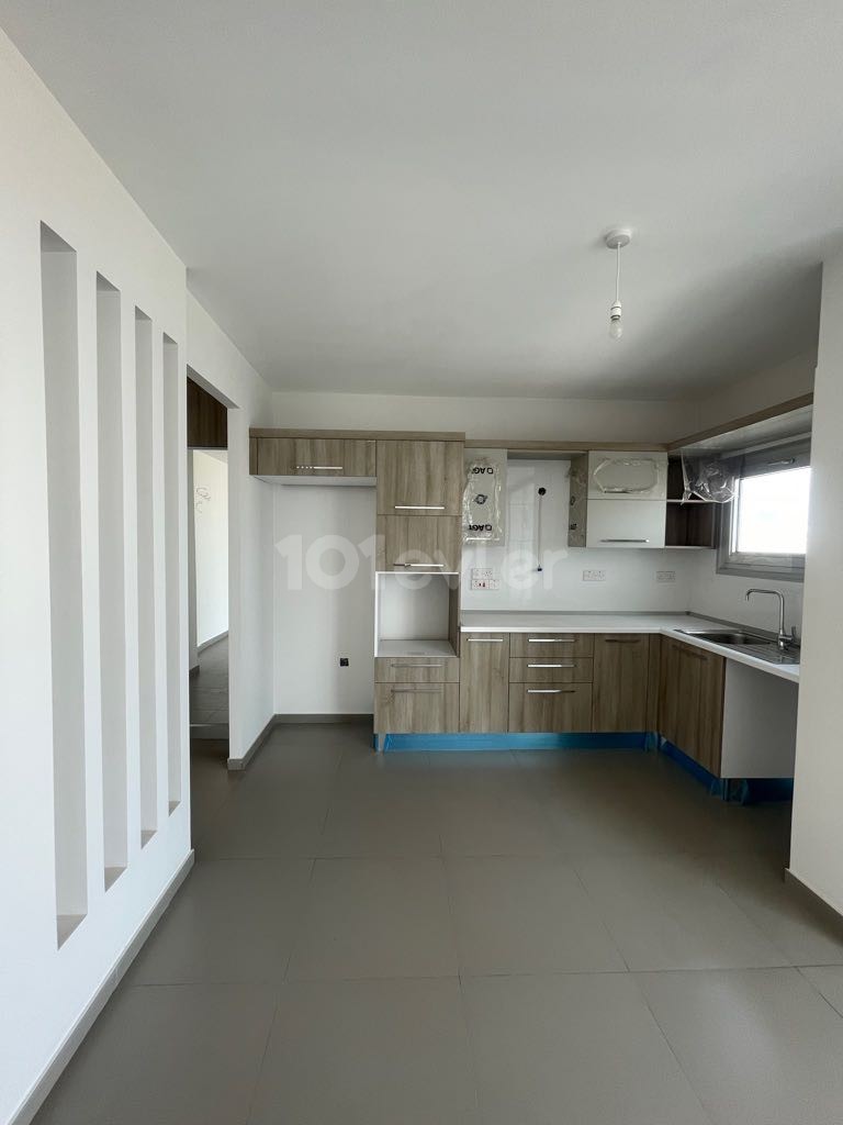 2 + 1 APARTMENT FOR RENT ON NICOSIA GÖNYELI YENIKENT MUNICIPALITY BOULEVARD, SUITABLE FOR BEING AN OFFICE OR CLINIC ** 