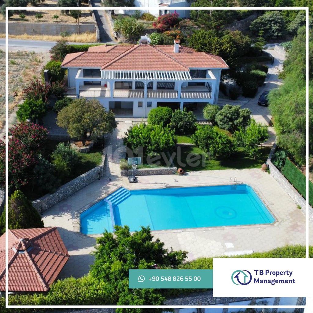 4 + 1 VILLA WITH PRIVATE POOL FOR SALE ON 5 ACRES OF LAND IN KYRENIA LAPTADA ** 