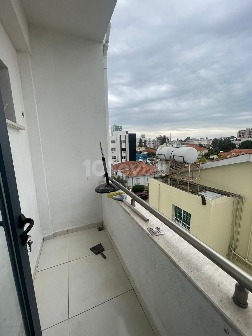 Flat For Sale in Yenişehir, Nicosia