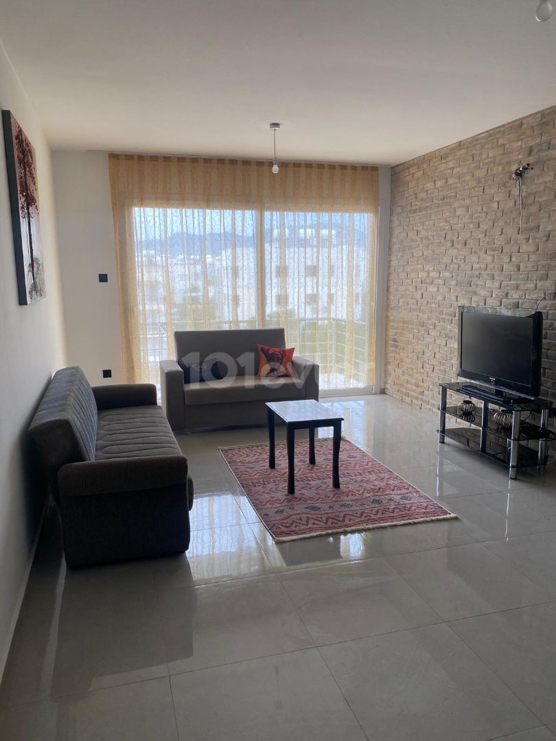 LEFKOŞA GÖNYELİ BÖLGESİNDE ANA CADDE ÜZERİ KİRALIK 2+1 EŞYALI DAİRE 