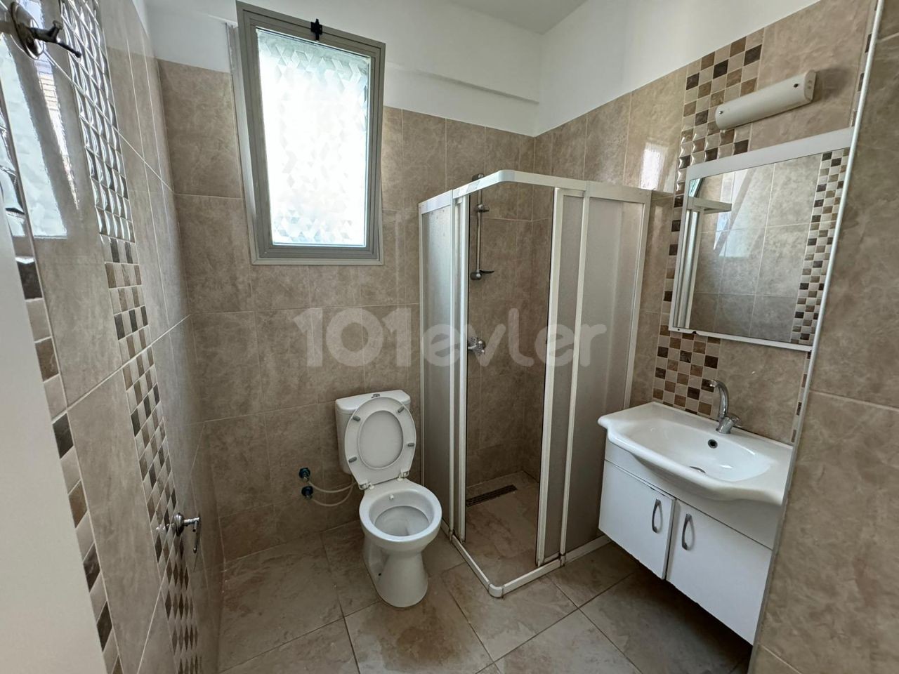 2+1 FLAT FOR RENT IN HAMİTKÖY