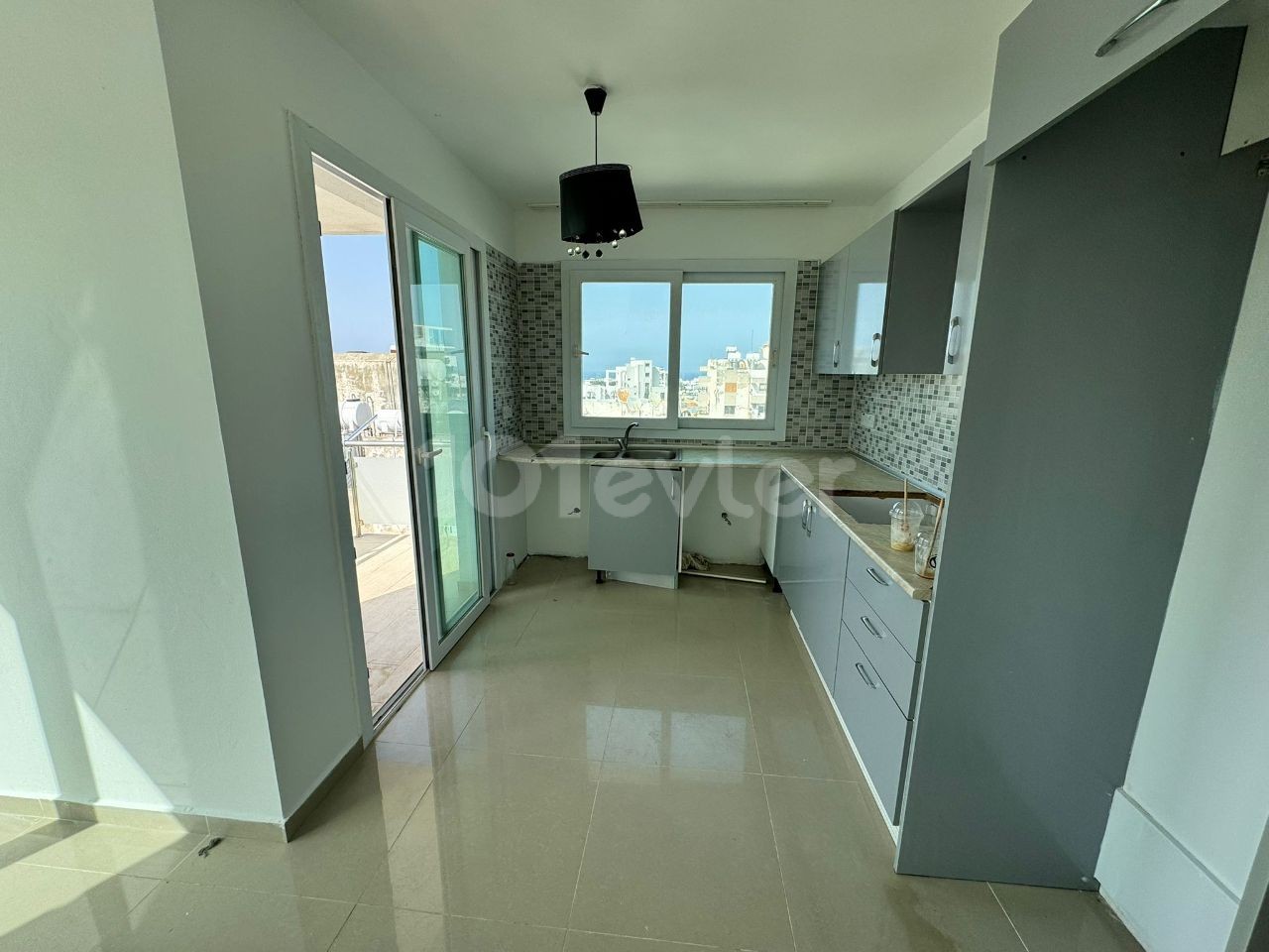 For Sale 2+1 Investment Apartment Near Girne 20 Temmuz Stadium!