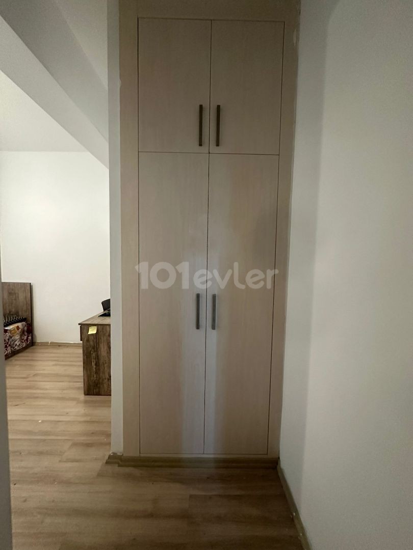 Продажа кухни Hamitköy Cadde 3+1 позади кухни