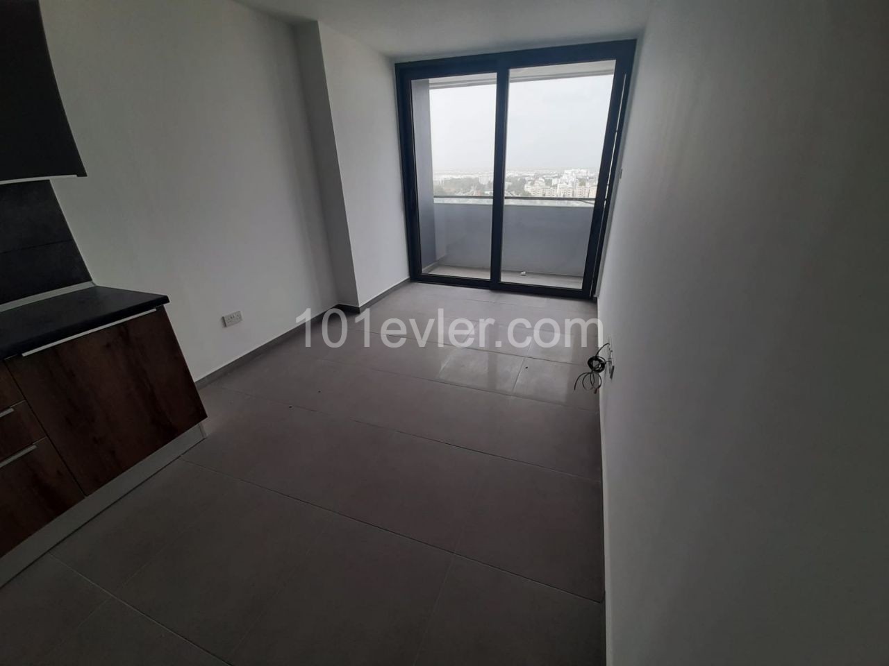 2+1 RESIDENCE FLAT FOR SALE WITH COMMON POOL CLOSE TO FAMAGUSA EMU AND LEMAR ** 