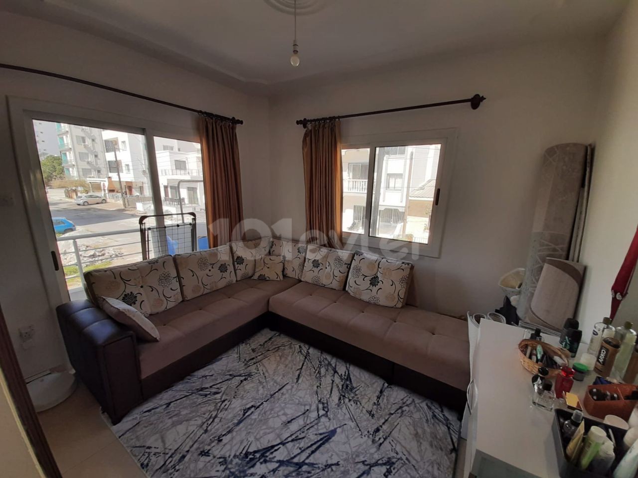 3+1 FLAT FOR SALE ON THE 1st FLOOR IN THE CITY CENTER OF MAGUSA ** 