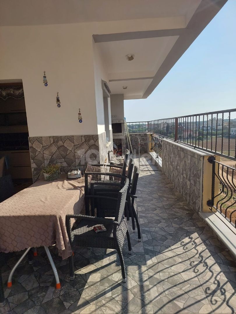 FURNISHED 3+1 FLAT FOR SALE IN MAGUSA YENİBOGAZİCI WITH ELEVATOR BUILDING