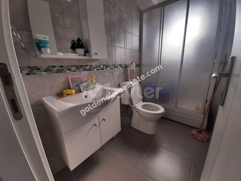 MAĞUSA ÇANAKKALEDE ARA KATTA SATILIK 2+1 DAİRE