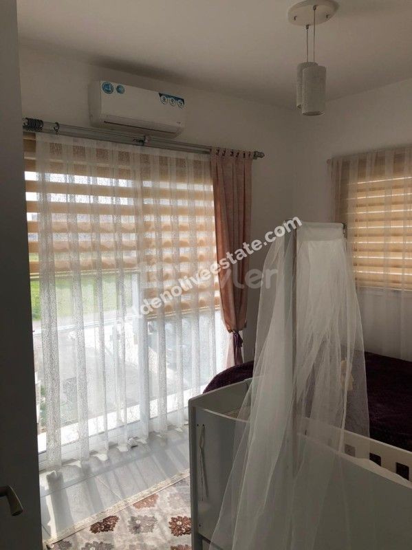 MAĞUSA ÇANAKKALEDE ARA KATTA SATILIK 2+1 DAİRE