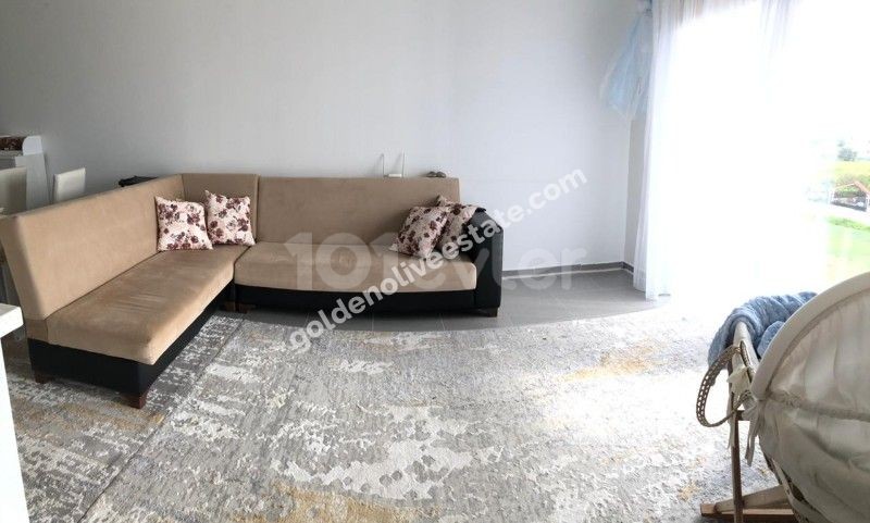 MAĞUSA ÇANAKKALEDE ARA KATTA SATILIK 2+1 DAİRE