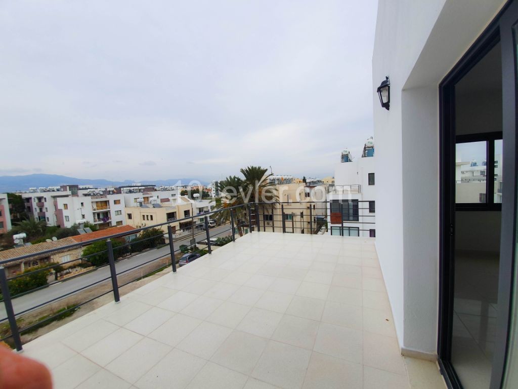 2+1 118m2 (78m2 +40m2 Terrace) Penthouse with Small Slider ** 