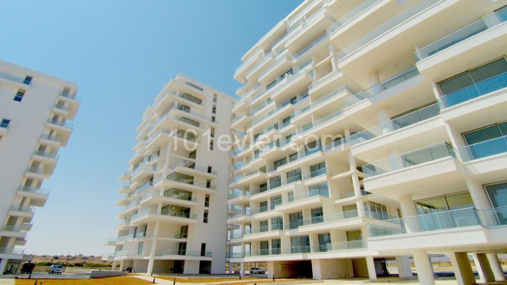 2+1 apartment at Abelia Residence in İskele Boğaz 80m2 + 49m2 terrace