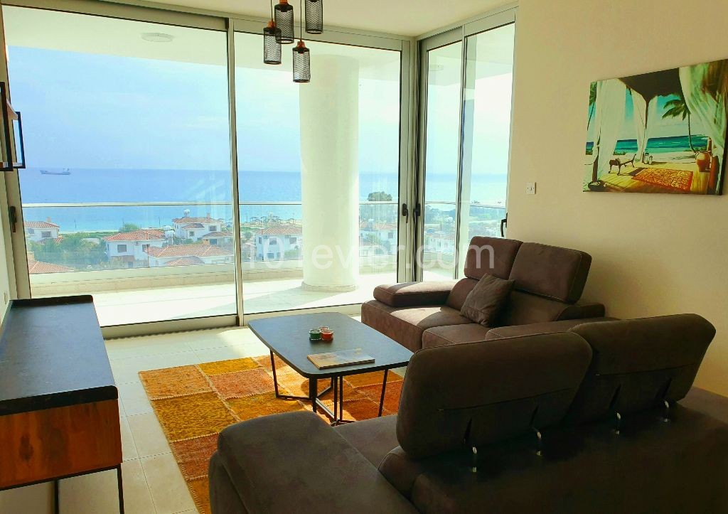 2+1 apartment at Abelia Residence in İskele Boğaz 80m2 + 49m2 terrace