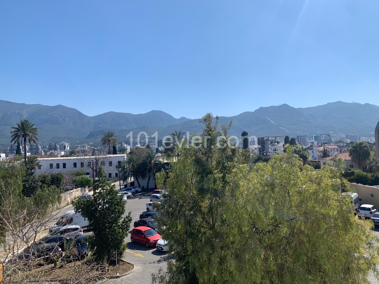 Büro Mieten in Girne Merkez, Kyrenia