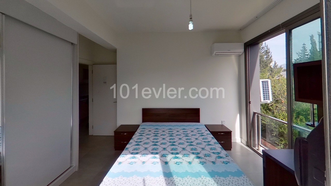 Girne Merkez Eşyalı Satılık 1+1 Daire 