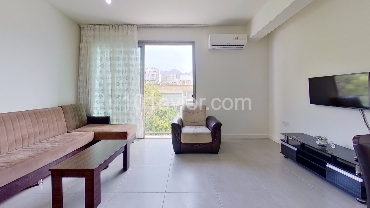 Girne Merkez Eşyalı Satılık 1+1 Daire 