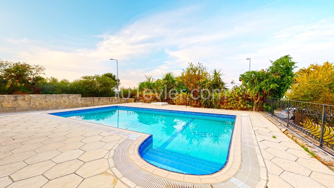 3 Bedroom Villa for Rent With Private Swimming Pool, Central Heating In Zeytinlik Kyrenia