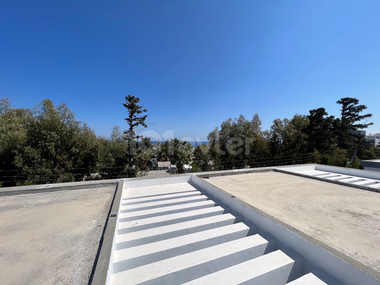 3+1 neue Villa zum Verkauf mit Berg- und Meerblick im Zentrum von Girne