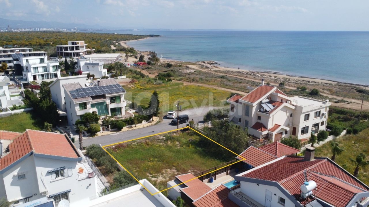 LAND VERY CLOSE TO THE SEA NEXT TO SALAMIS HOTEL