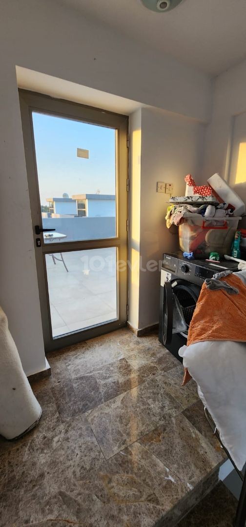 نزدیک ساحل کاملوت در آلسانکک، آپارتمان مبله برای فروش 185000 STG