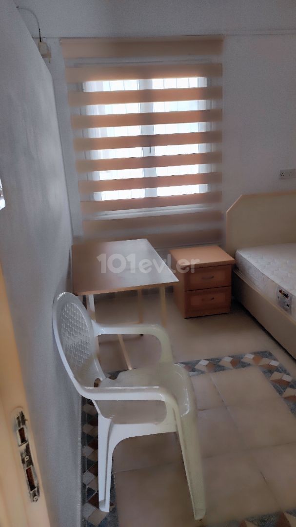 Ground floor 1+1 in Gallipoli area in Nicosia for rent only to female students