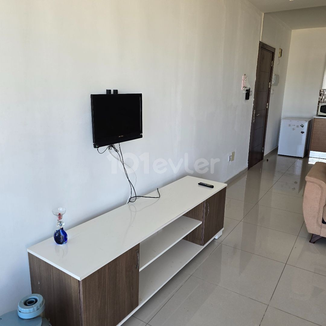 LEFKOŞA DEREBOYUNDA EŞYALI KIİRALIK DAİRE 2+1 90 M2 450 STG 