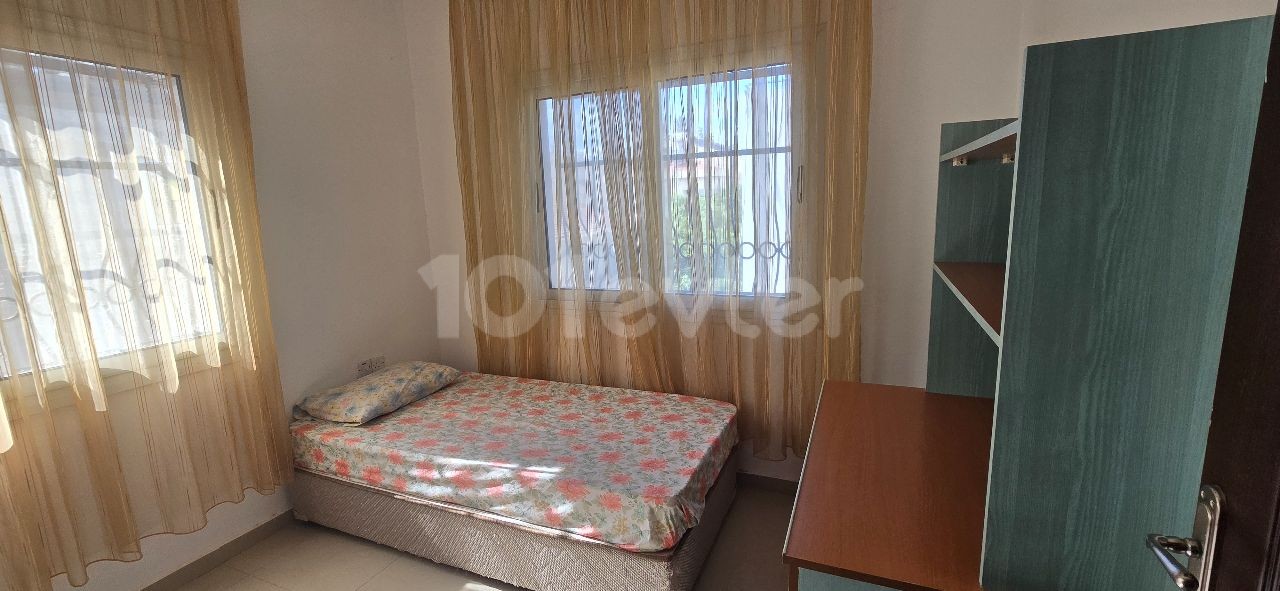 LEFKOŞA KÜÇÜK KAYMAKLI BÖLGESİNDE KİRALIK 2+1 DAİRE FULL EŞYALI 400 STG 