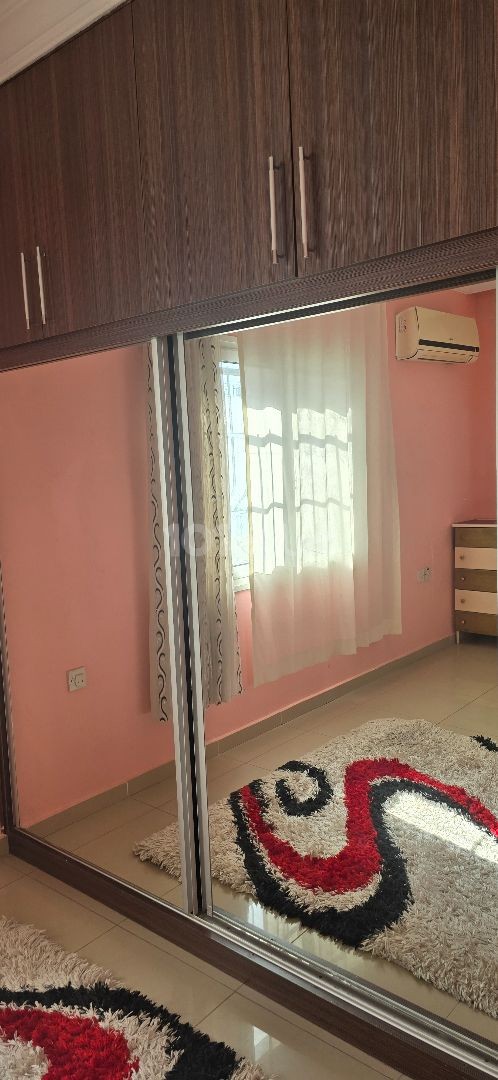 LEFKOŞA KÜÇÜK KAYMAKLI BÖLGESİNDE KİRALIK 2+1 DAİRE FULL EŞYALI 400 STG 