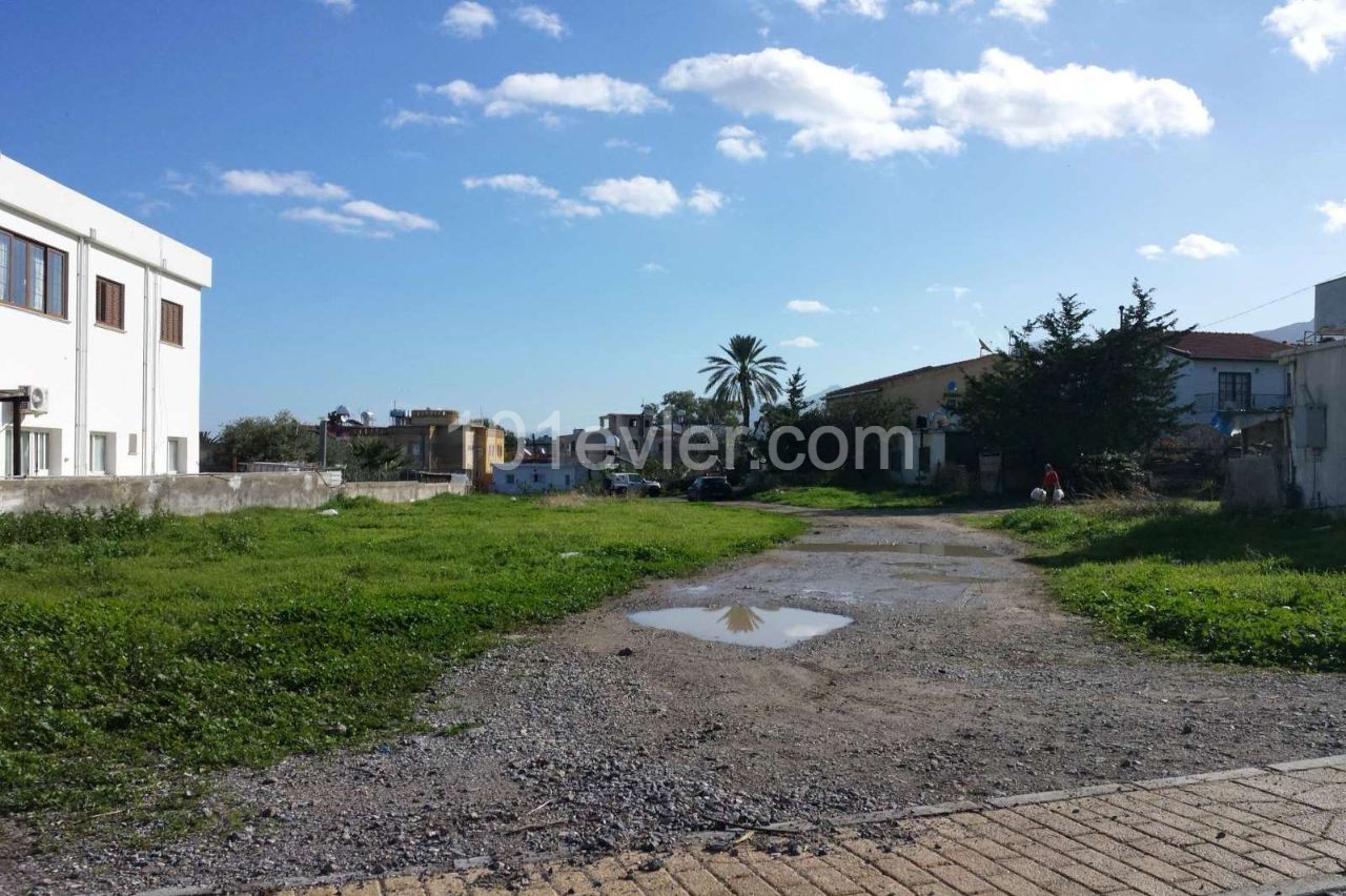 Land for Sale in Karaoğlanoğlu