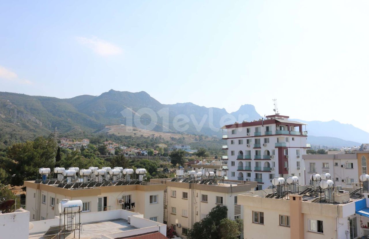 2-Zimmer-Wohnung zum Verkauf in Kyrenia ** 