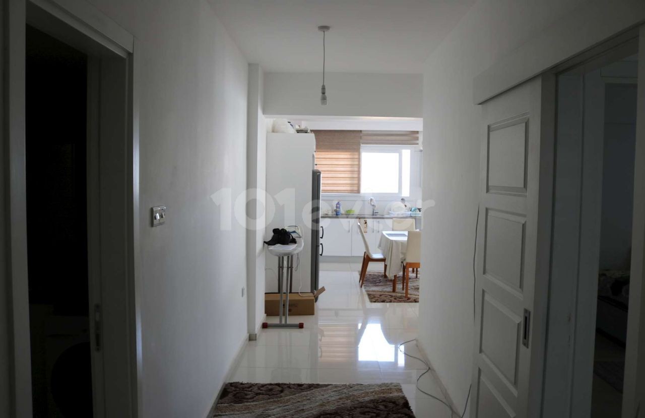 2-Zimmer-Wohnung zum Verkauf in Kyrenia ** 