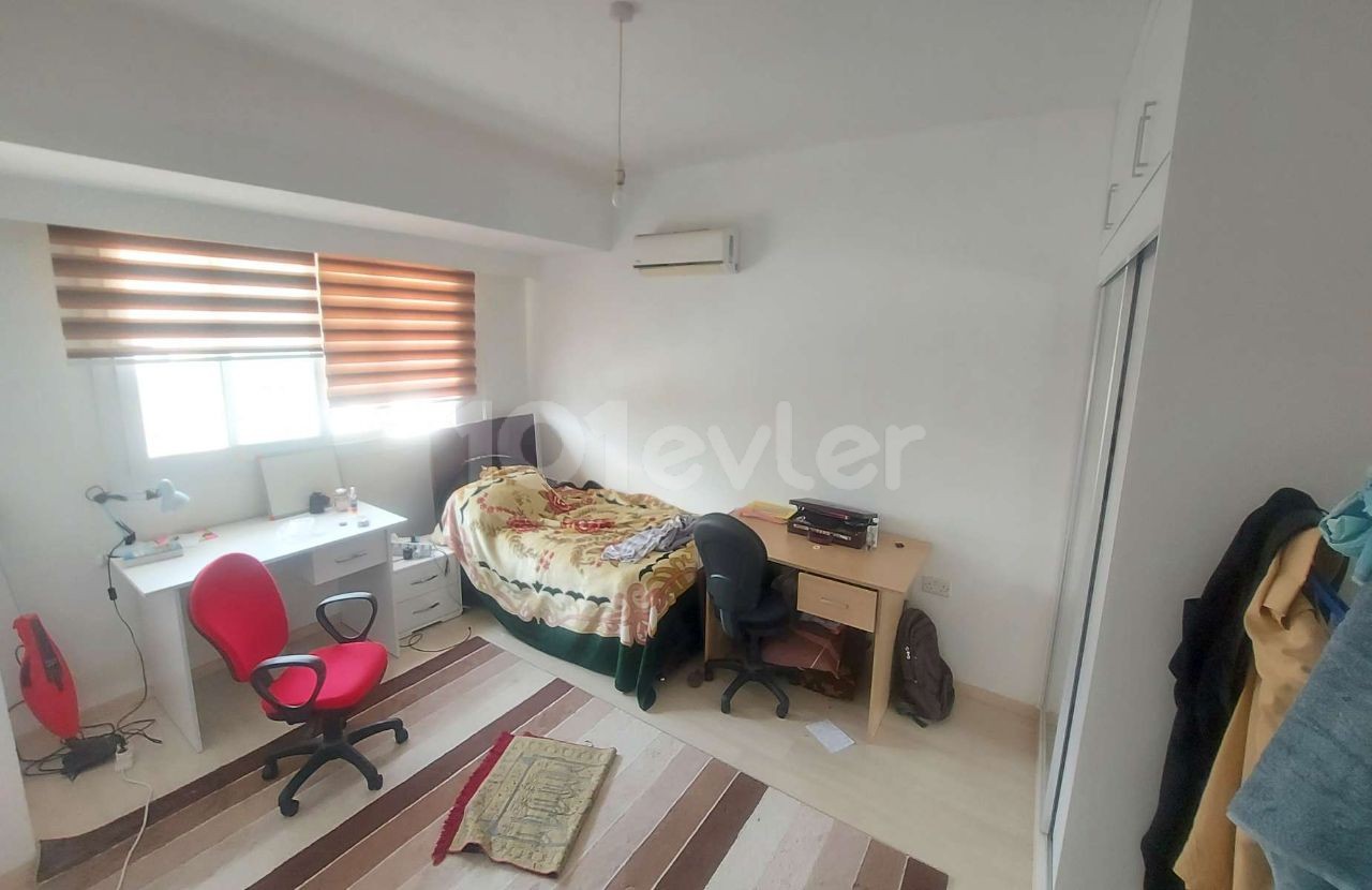 2-Zimmer-Wohnung zum Verkauf in Kyrenia ** 