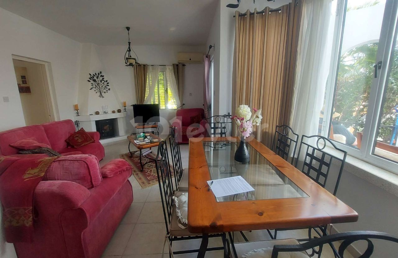 3 Schlafzimmer Bungalow zum Verkauf in Alsancak ** 