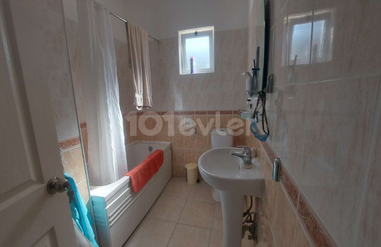 3 Schlafzimmer Bungalow zum Verkauf in Alsancak ** 