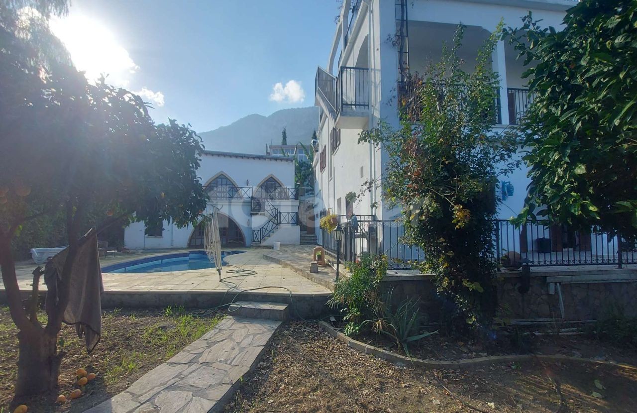 Very Private and Traditional Stone Detached Villa with Additional Annex (x2) plus Swimming Pool