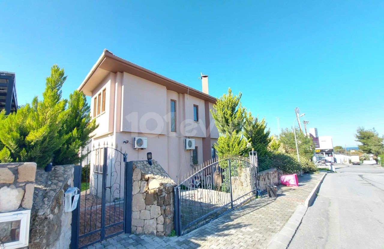 4 Bedroom Villa for Sale in Catalkoy 