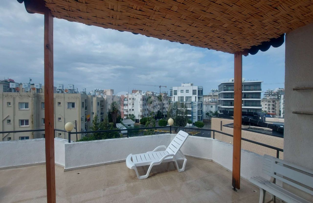 Penthouse mit 2 Schlafzimmern zum Verkauf in Kyrenia