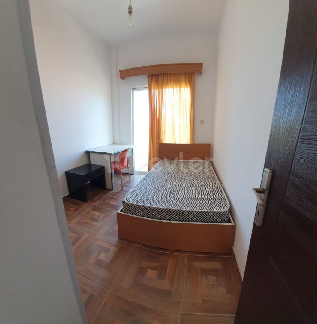 Flat To Rent in Mağusa Merkez, Famagusta