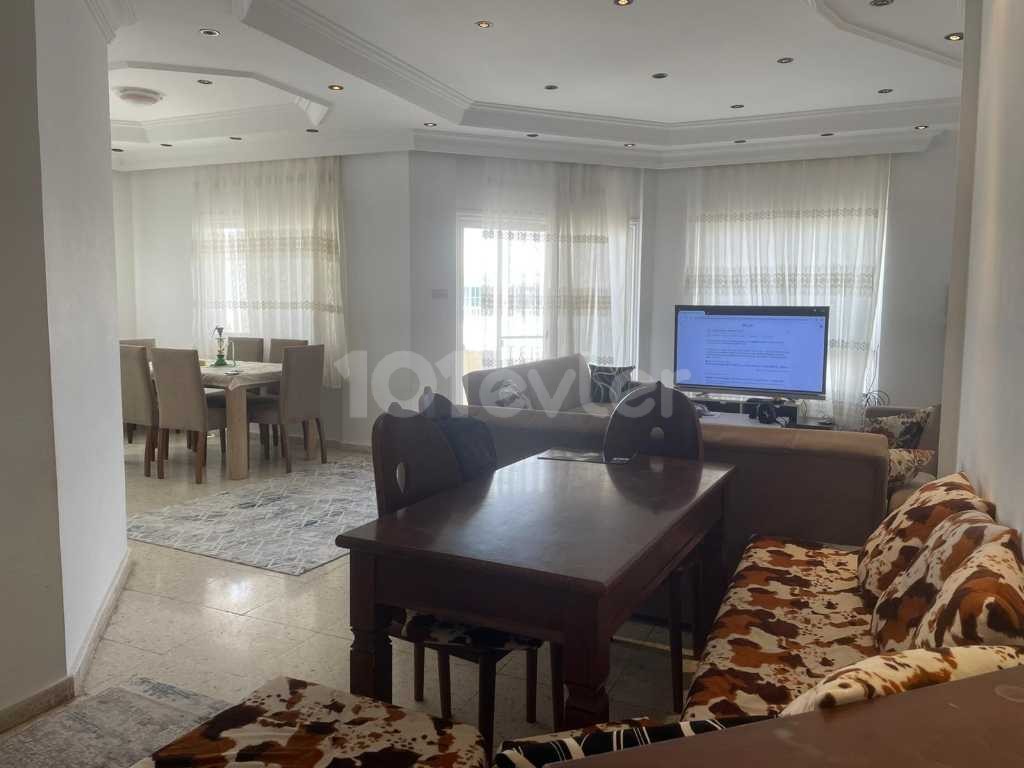 1 MINUTE TO THE SEA, 3+2 SPACIOUS FLAT FOR SALE WITH TWO BALCONIES AND FIRE ** 