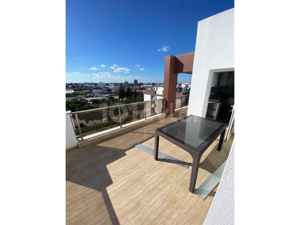 Magusa Merkezde Penthouse