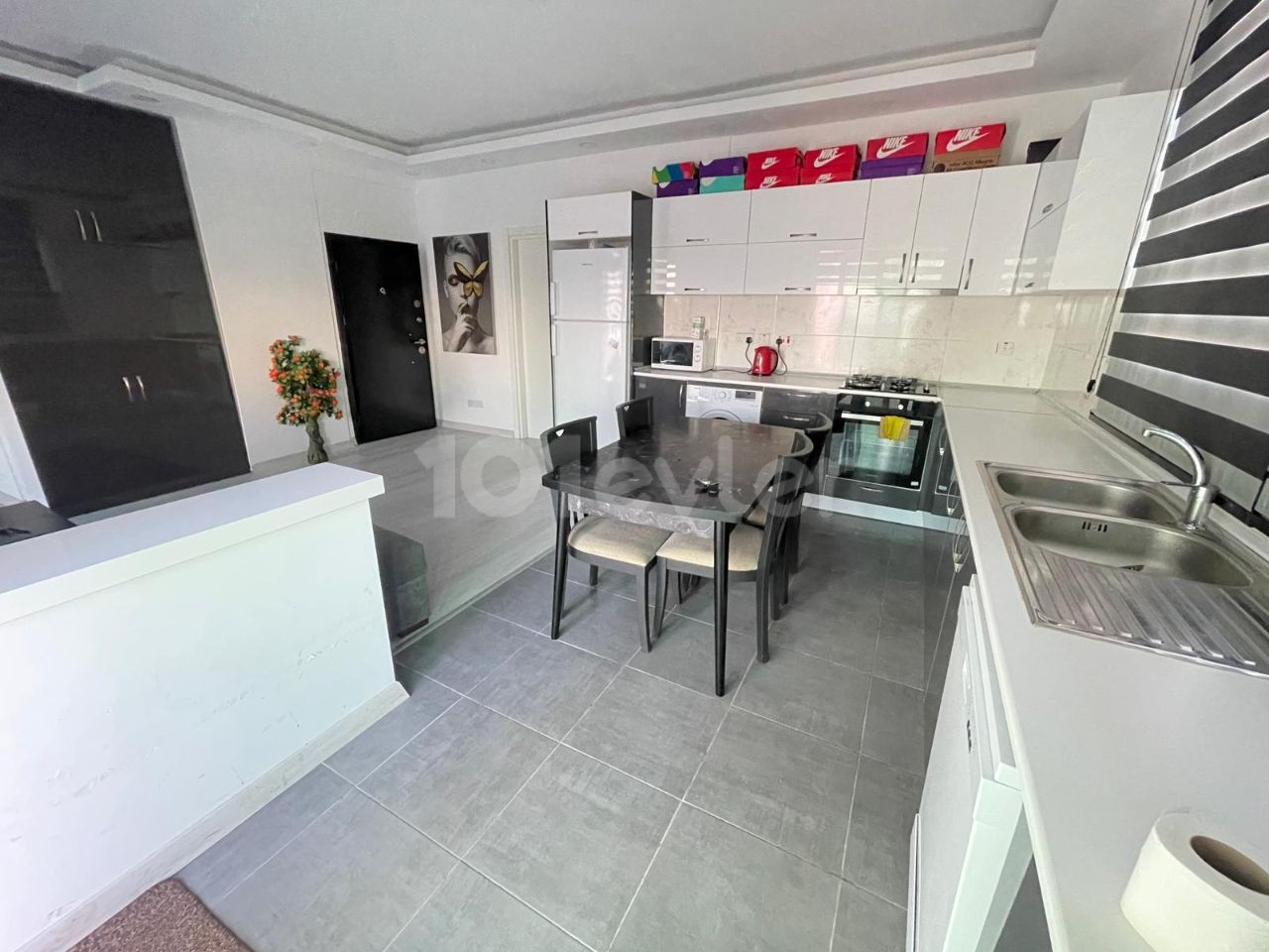 Flat For Sale in Girne Merkez, Kyrenia